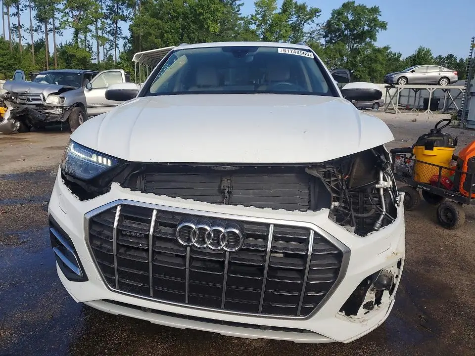 2021 AUDI Q5 PRESTIGE  
