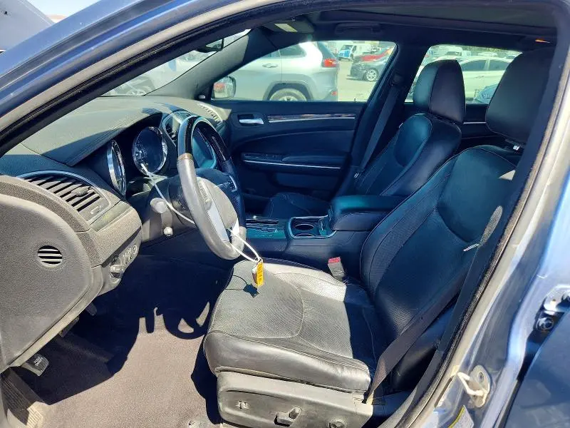2011 CHRYSLER 300C   