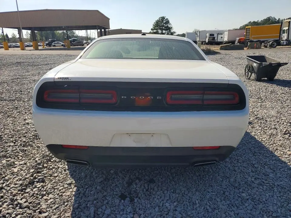 2015 DODGE CHALLENGER SXT  