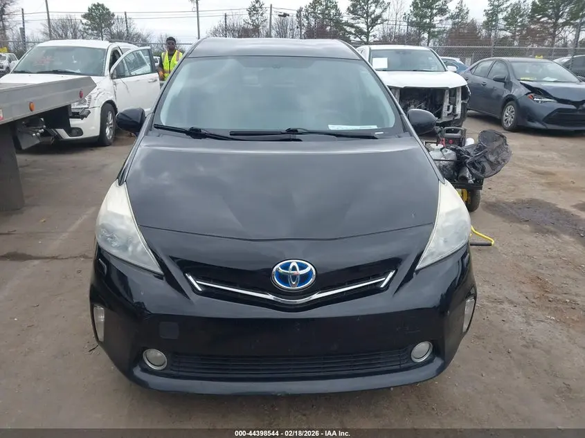 2012 TOYOTA PRIUS V FIVE