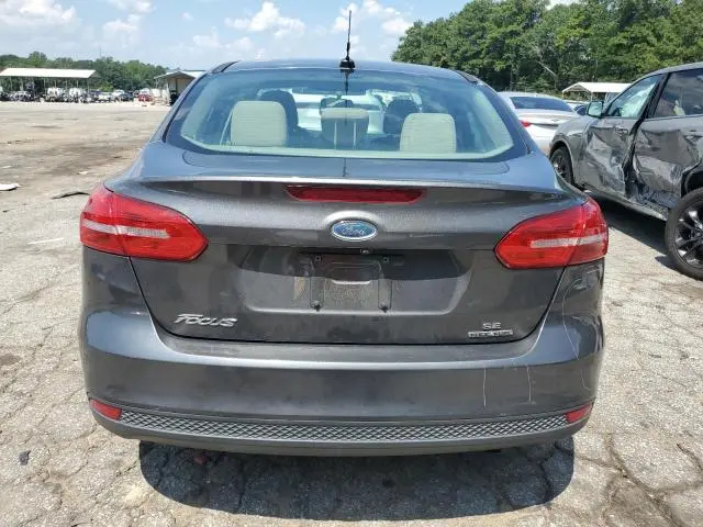 2016 FORD FOCUS SE  