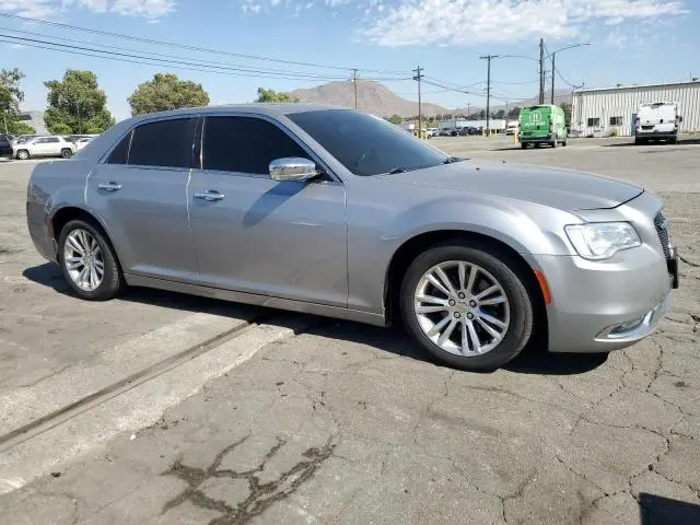2017 CHRYSLER 300C   