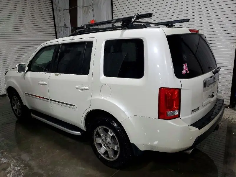 2011 HONDA PILOT   