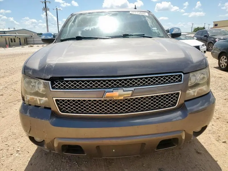 2011 CHEVROLET SUBURBAN C1500 LT  