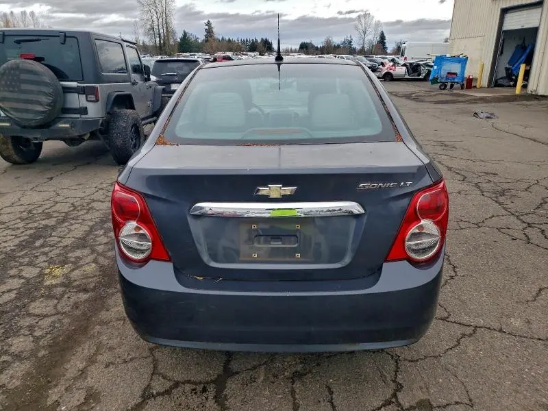 2013 CHEVROLET SONIC LT  