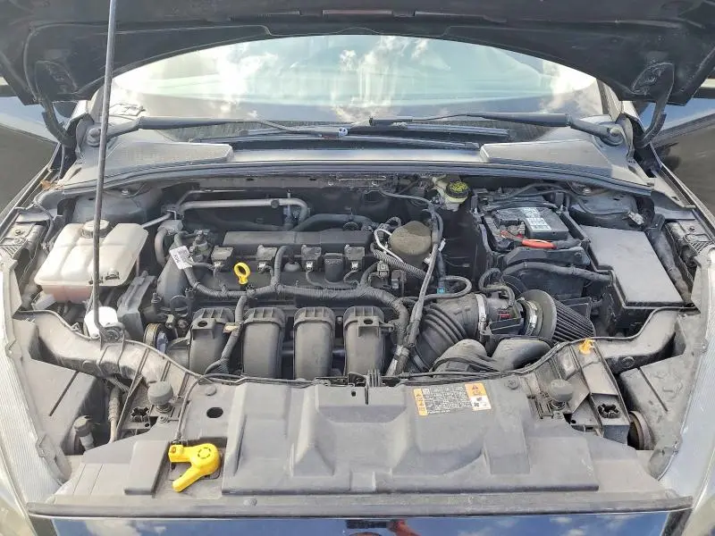 2016 FORD FOCUS SE  