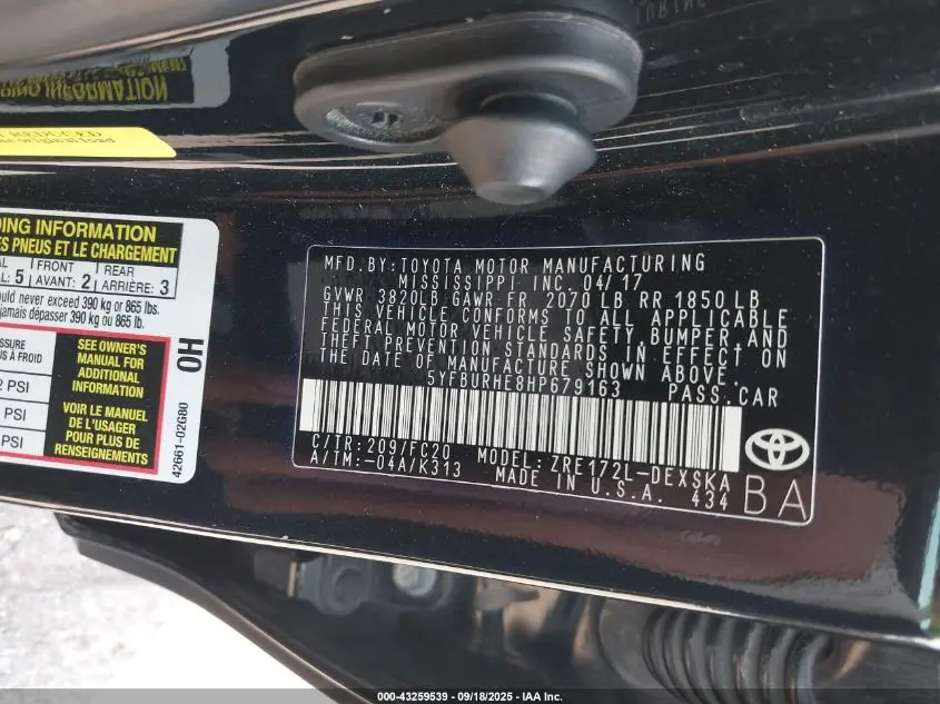 2017 TOYOTA COROLLA SE