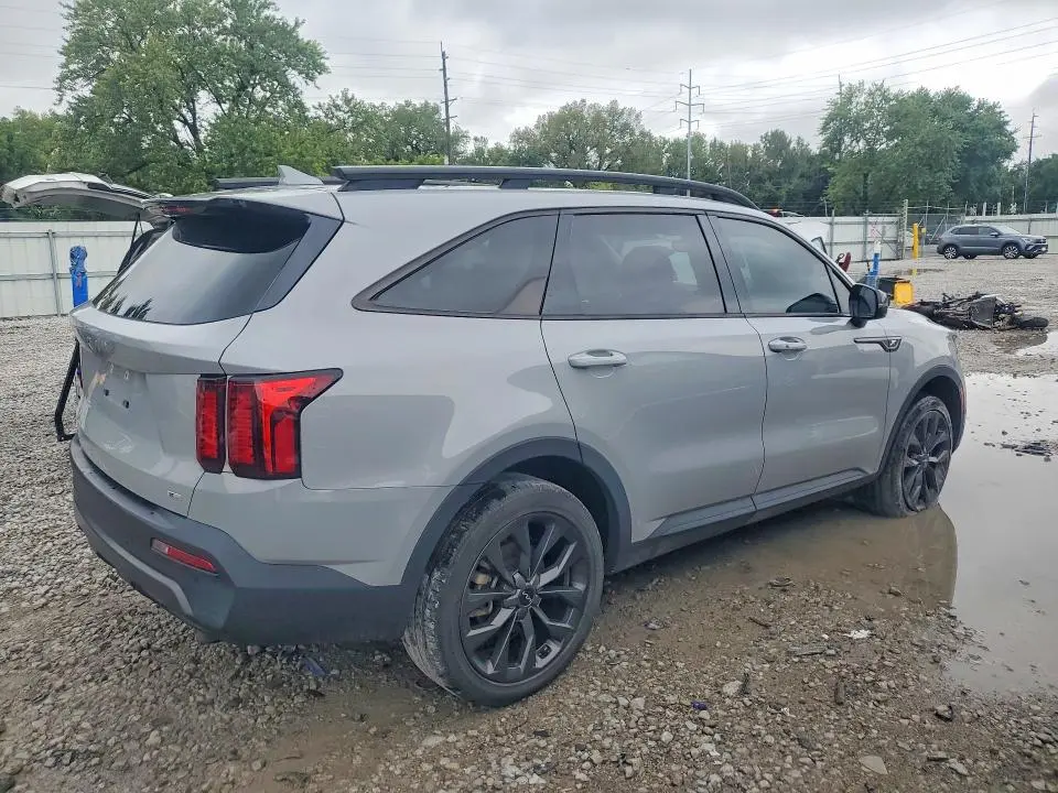 2023 KIA SORENTO EX  