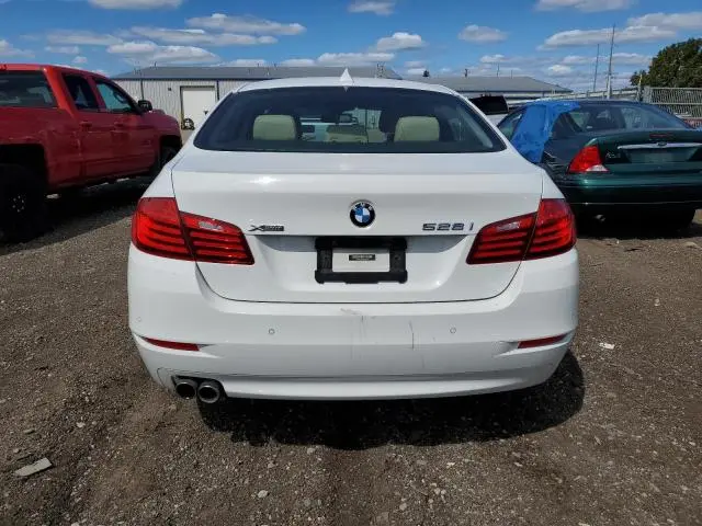 2016 BMW 528 XI  