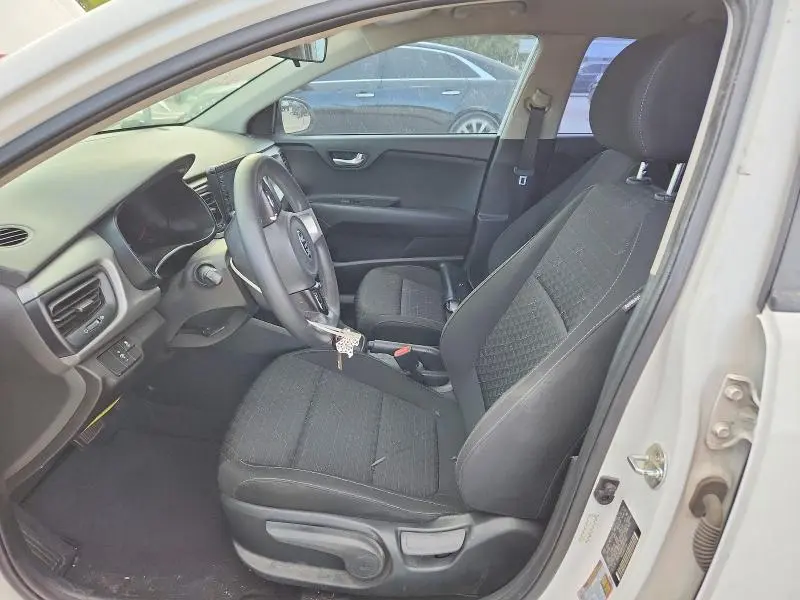 2020 KIA RIO LX  