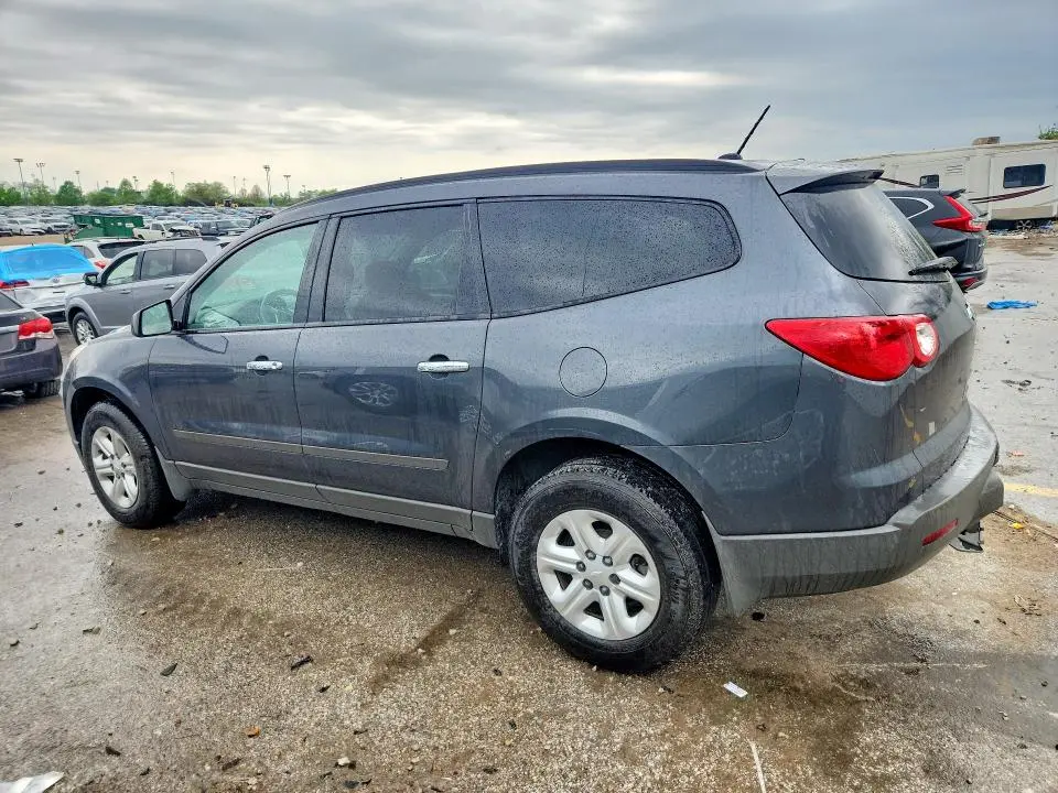 2012 CHEVROLET TRAVERSE LS  