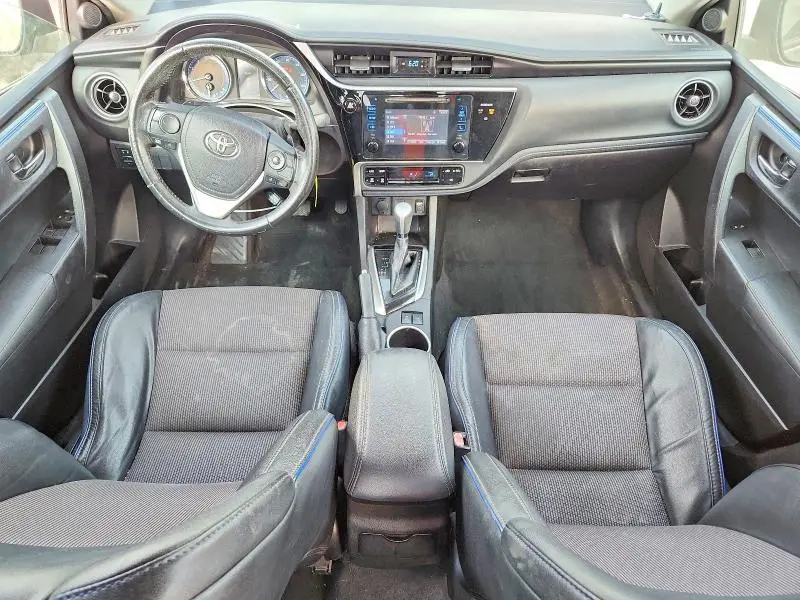 2017 TOYOTA COROLLA SE  