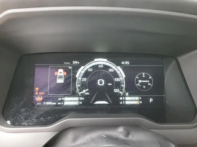 2025 TOYOTA TUNDRA CREWMAX PLATINUM  