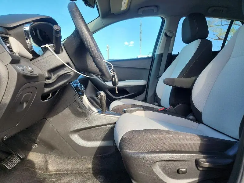 2022 CHEVROLET TRAX LS  