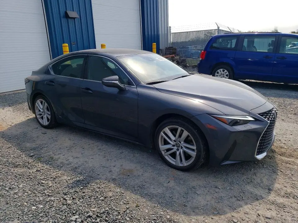 2023 LEXUS IS 300  