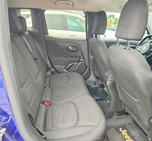 2021 JEEP RENEGADE LATITUDE  