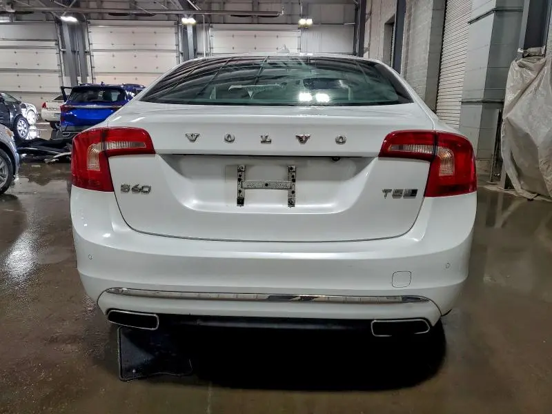 2017 VOLVO S60 PREMIER  