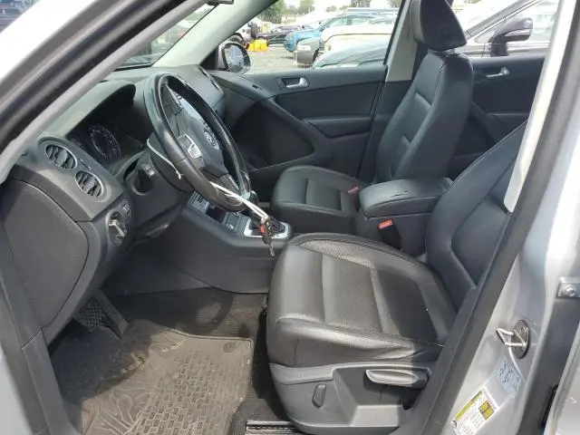 2017 VOLKSWAGEN TIGUAN S  