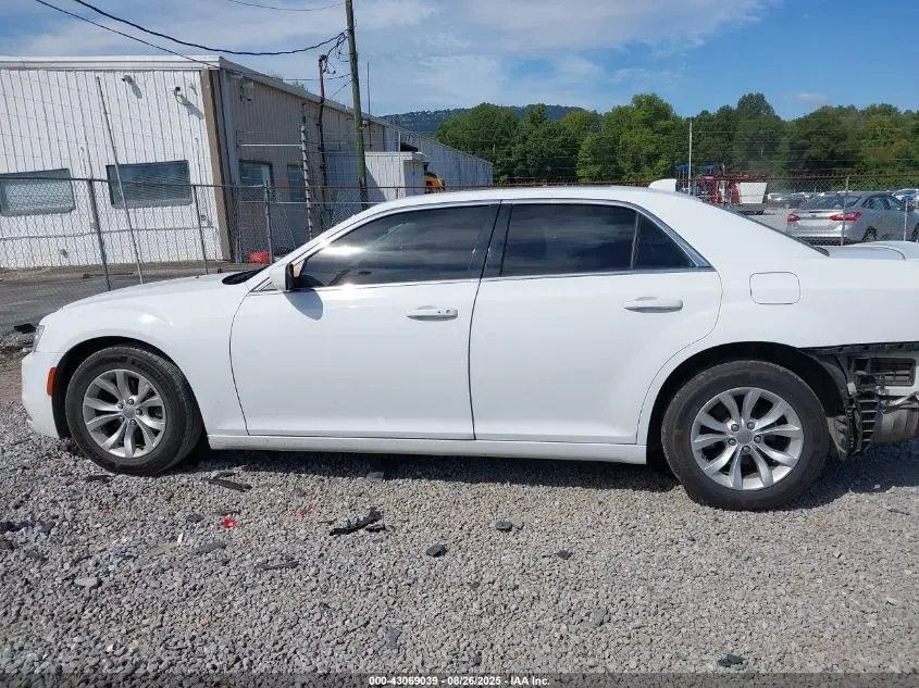 2015 CHRYSLER 300 LIMITED