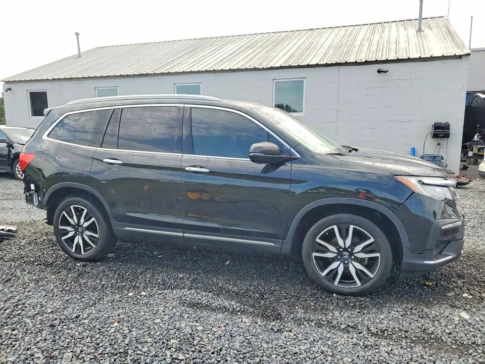 2020 HONDA PILOT TOURING  