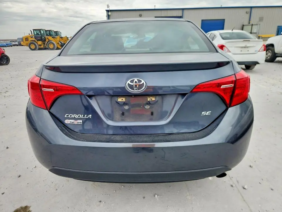 2019 TOYOTA COROLLA LE  
