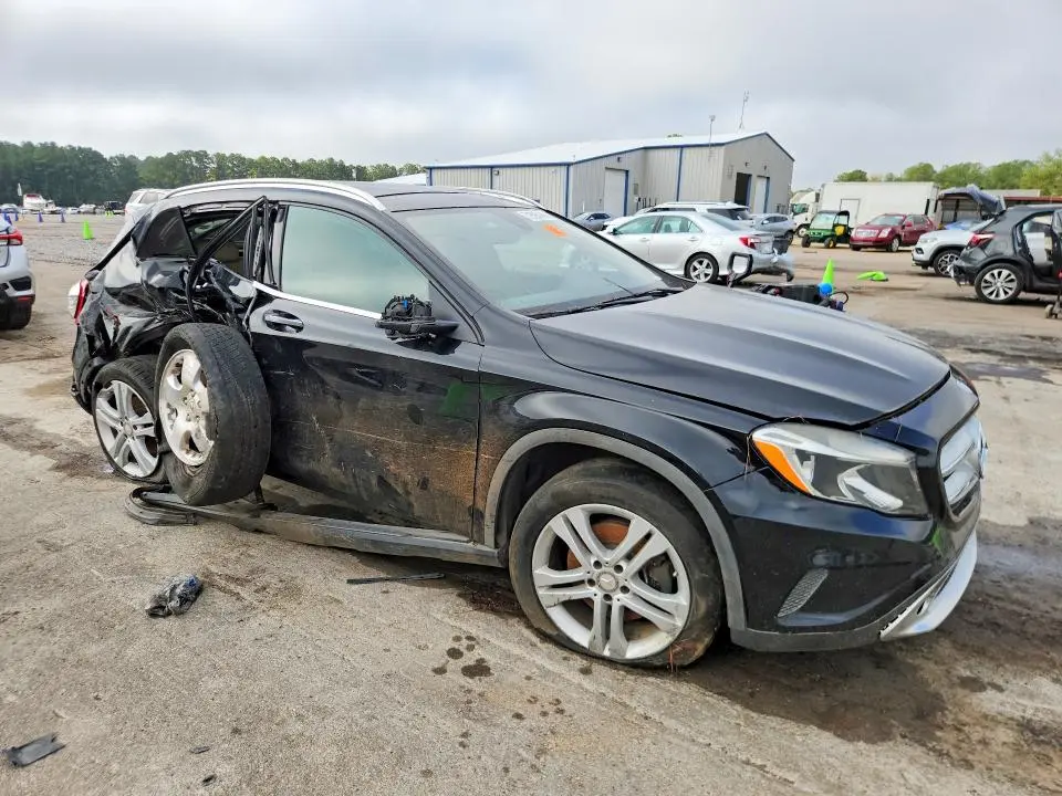 2017 MERCEDES-BENZ GLA 250 4MATIC  