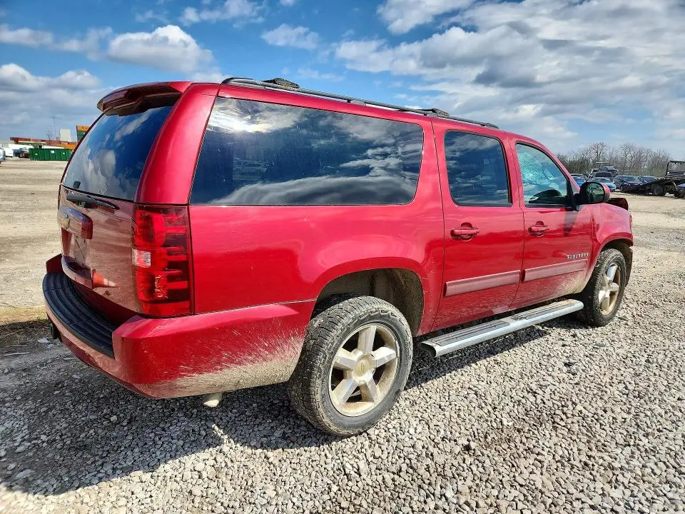 2013 CHEVROLET SUBURBAN C1500 LS  