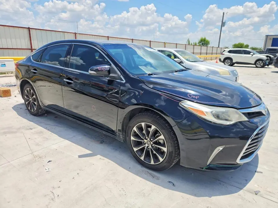 2016 TOYOTA AVALON XLE  