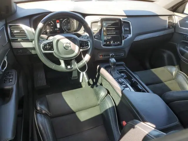 2018 VOLVO XC90 T5  