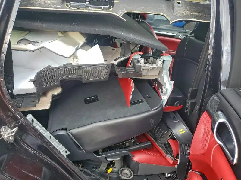 2017 PORSCHE CAYENNE   