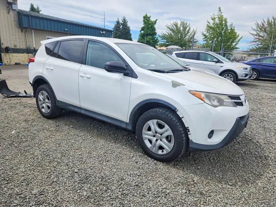 2015 TOYOTA RAV4 LE  
