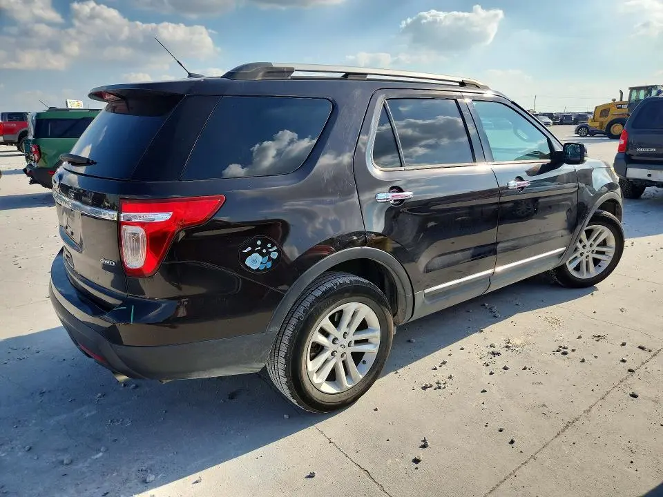 2013 FORD EXPLORER XLT  