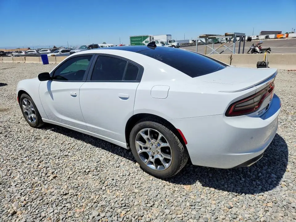2015 DODGE CHARGER SXT  
