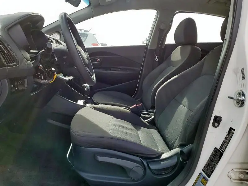 2015 KIA RIO LX