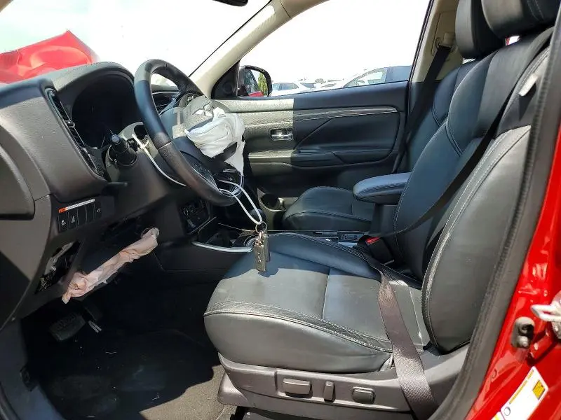 2020 MITSUBISHI OUTLANDER SE  