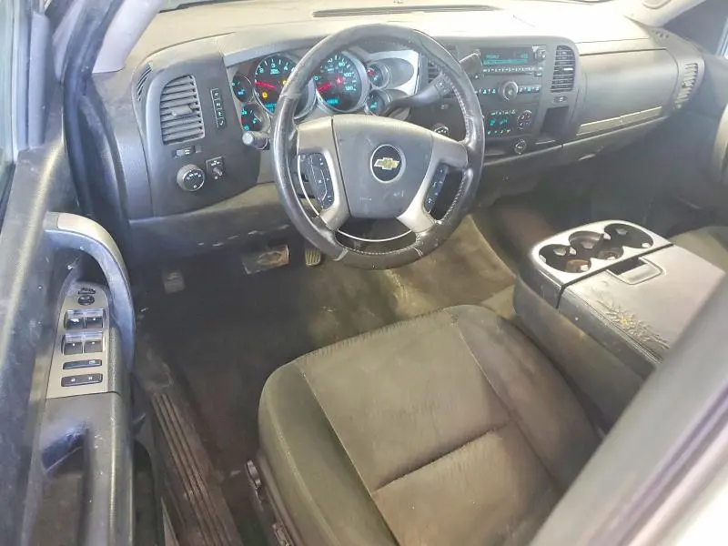 2011 CHEVROLET SILVERADO K1500 LT  
