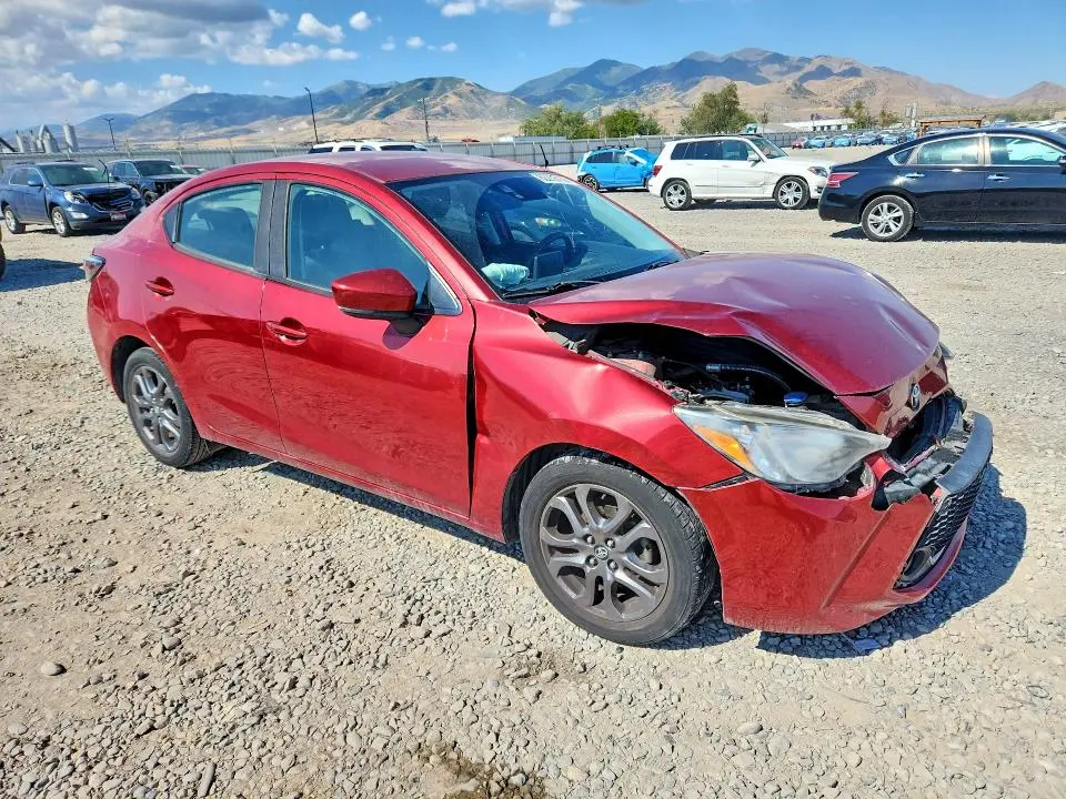 2019 TOYOTA YARIS LE  