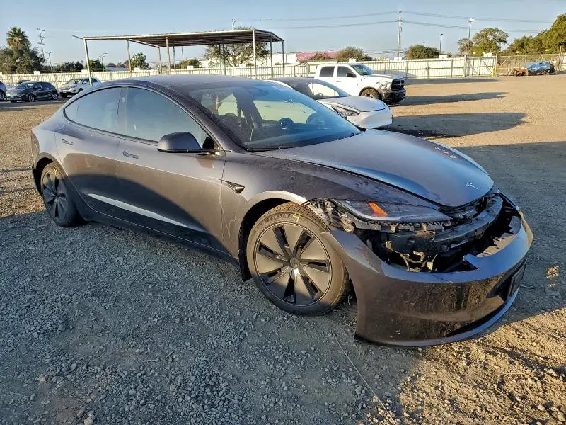 2024 TESLA MODEL 3   