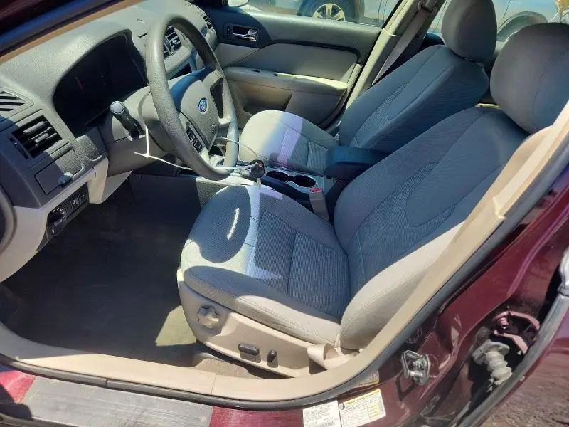 2011 FORD FUSION SE  