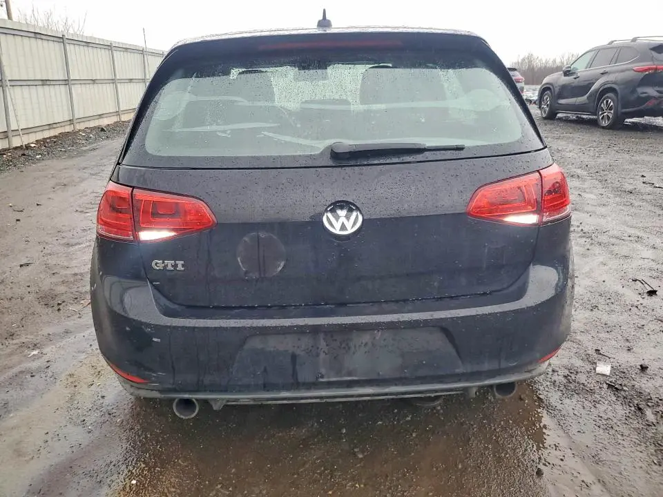 2015 VOLKSWAGEN GTI   