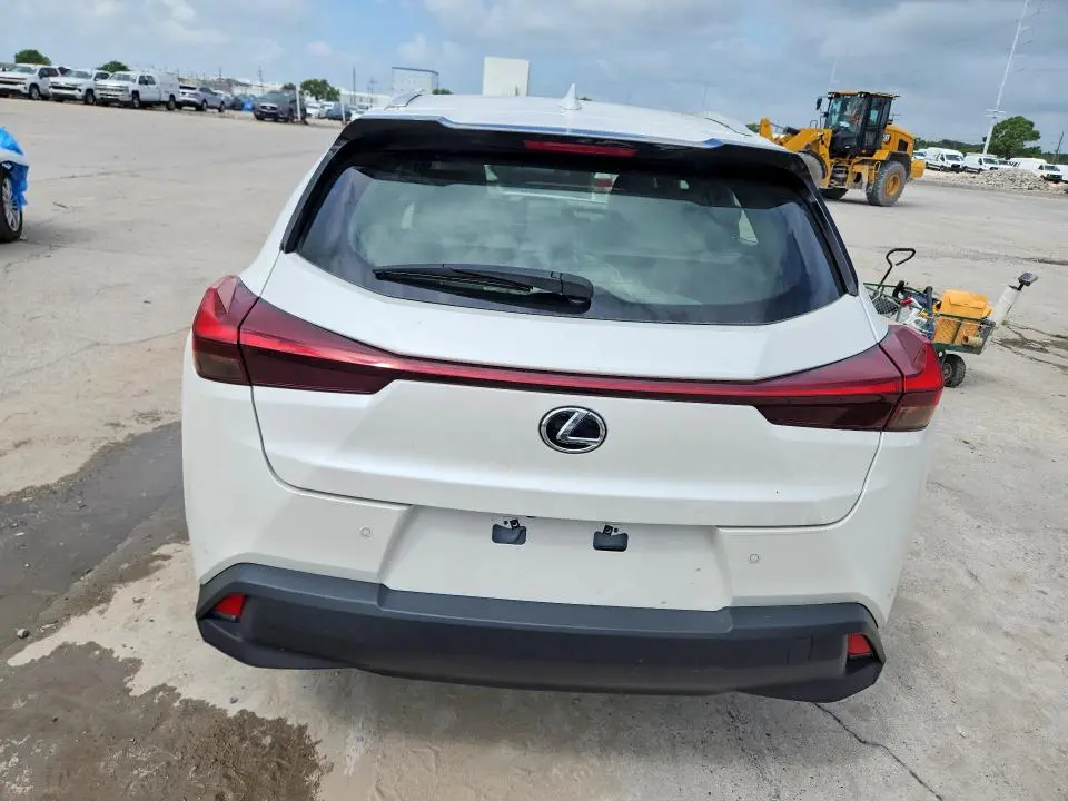 2024 LEXUS UX 250H BASE  