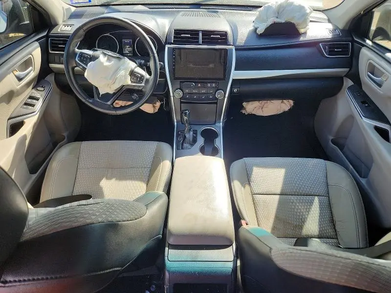 2015 TOYOTA CAMRY SE  