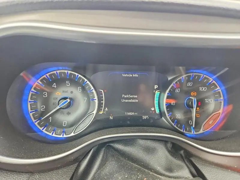 2018 CHRYSLER PACIFICA LIMITED  