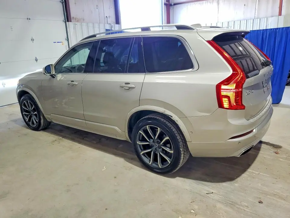 2017 VOLVO XC90 T6  