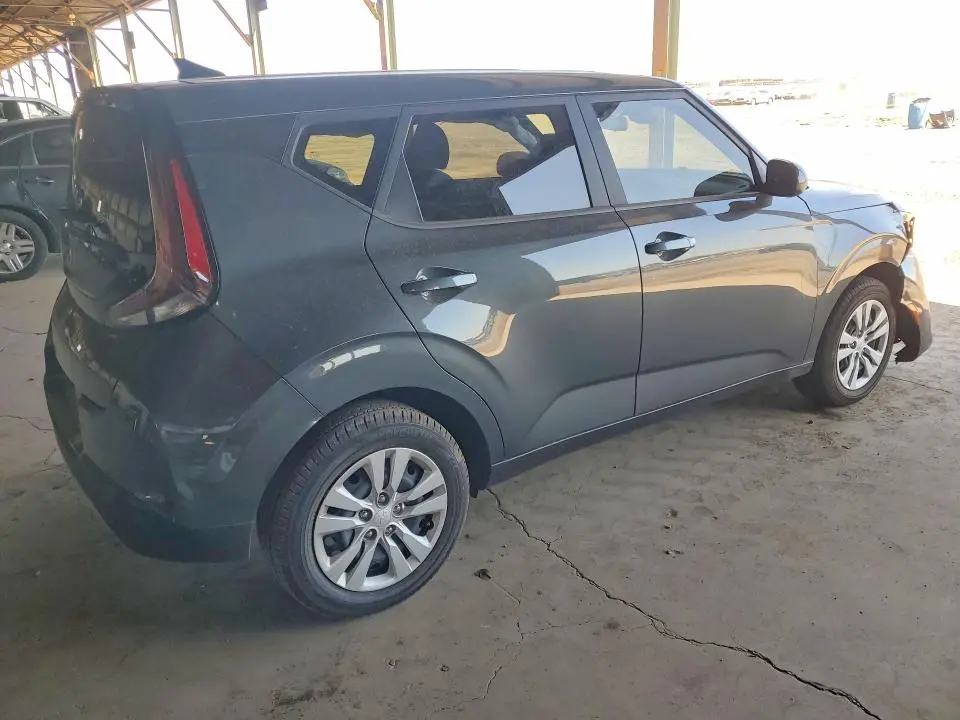 2024 KIA SOUL LX  