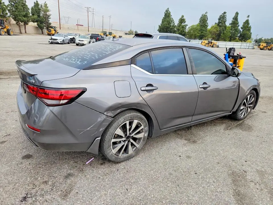 2020 NISSAN SENTRA SV  