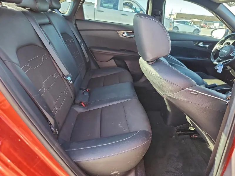 2022 KIA FORTE GT-LINE  