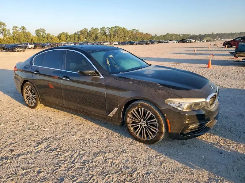 2018 BMW 530E   