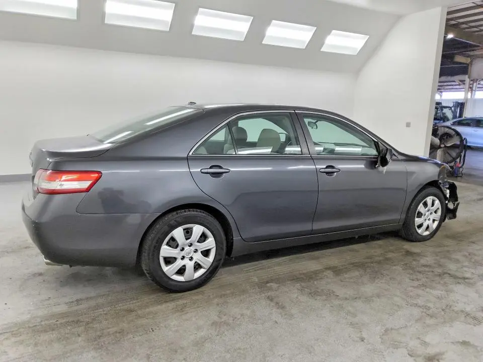 2010 TOYOTA CAMRY LE  