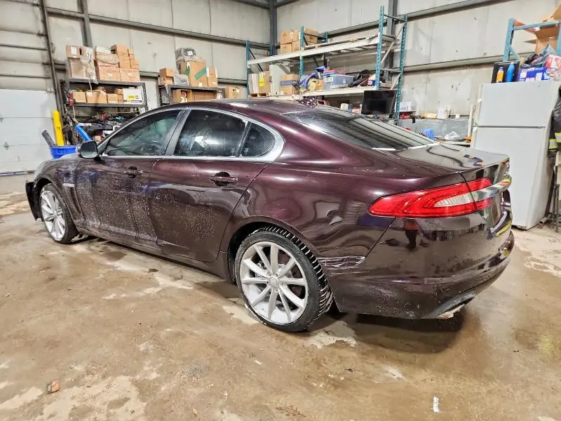 2015 JAGUAR XF   